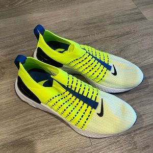 Nike React Phantom Run Flyknit